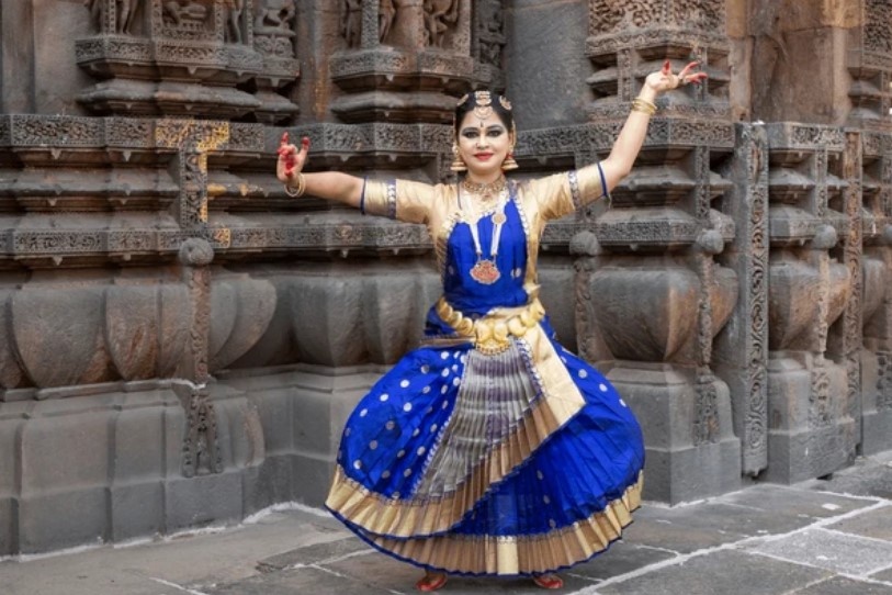 Personalized One-on-One Bharatanatyam Lessons Online in Canada